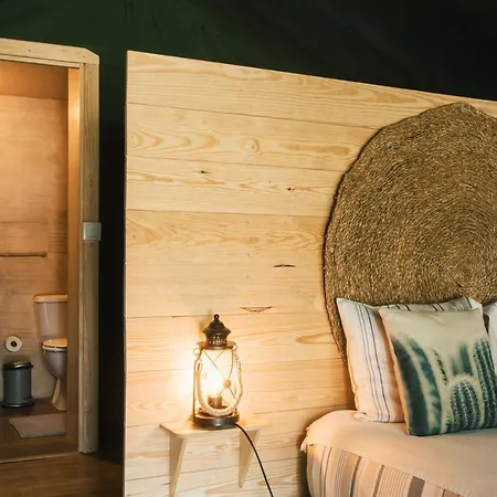 Luxury tent Parque Dos Monges