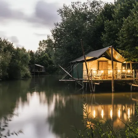 Parque Dos Monges Luxury tent