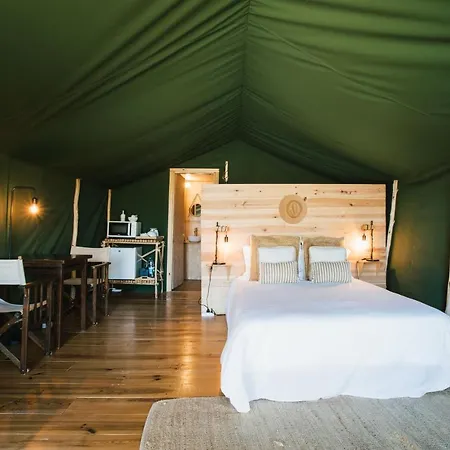 Campo de lujo Parque Dos Monges *