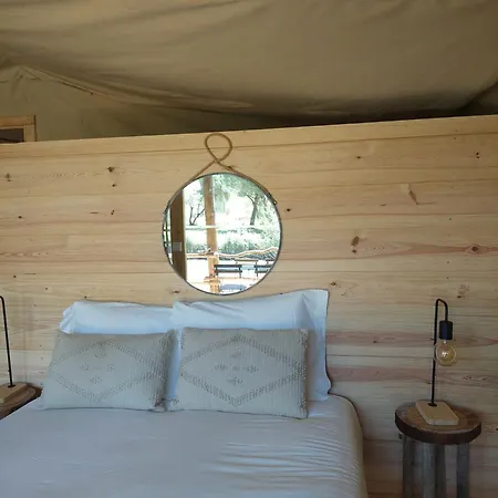Luxury tent Parque Dos Monges