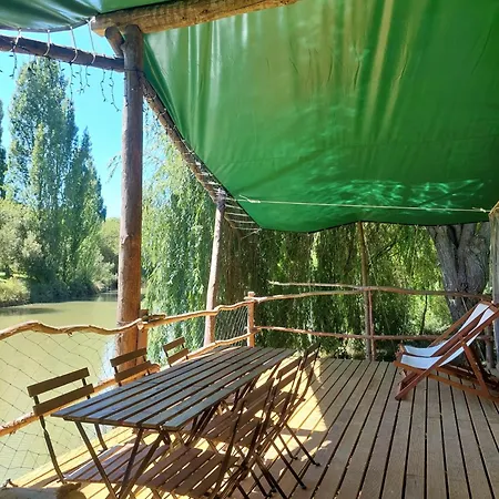 Luxury tent Parque Dos Monges *
