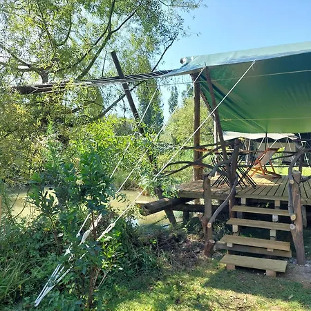 Lüks kamp alanı Parque Dos Monges