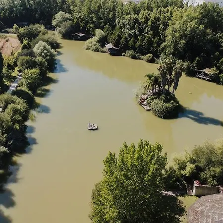Campo de lujo Parque Dos Monges