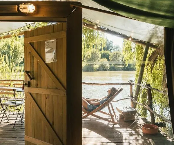 Campismo de Luxo Parque Dos Monges