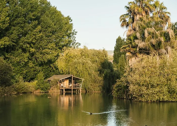 אוהל מפואר Parque Dos Monges אלקובאקה