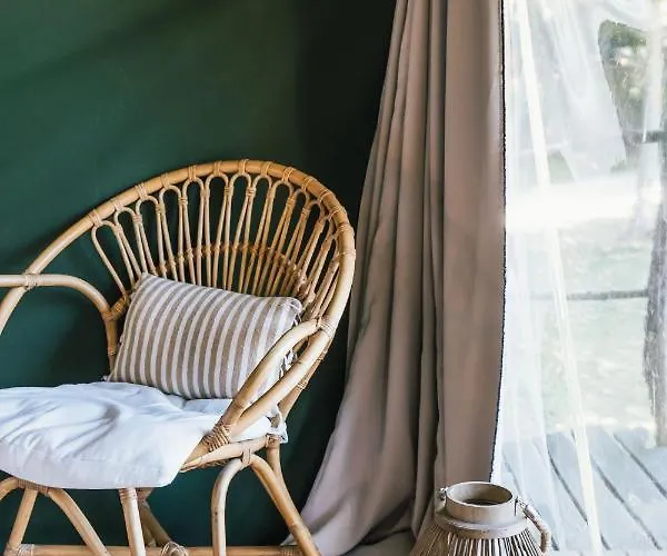 Parque Dos Monges * אלקובאקה