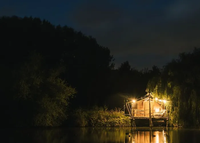 Parque Dos Monges אלקובאקה