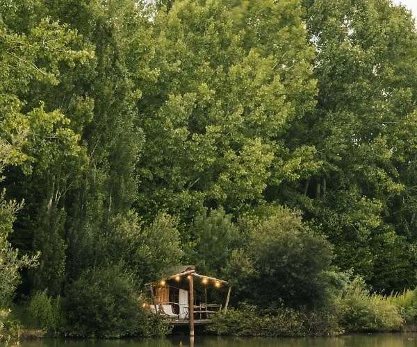 Parque Dos Monges * אלקובאקה