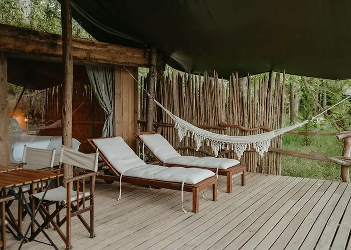 אוהל מפואר Parque Dos Monges